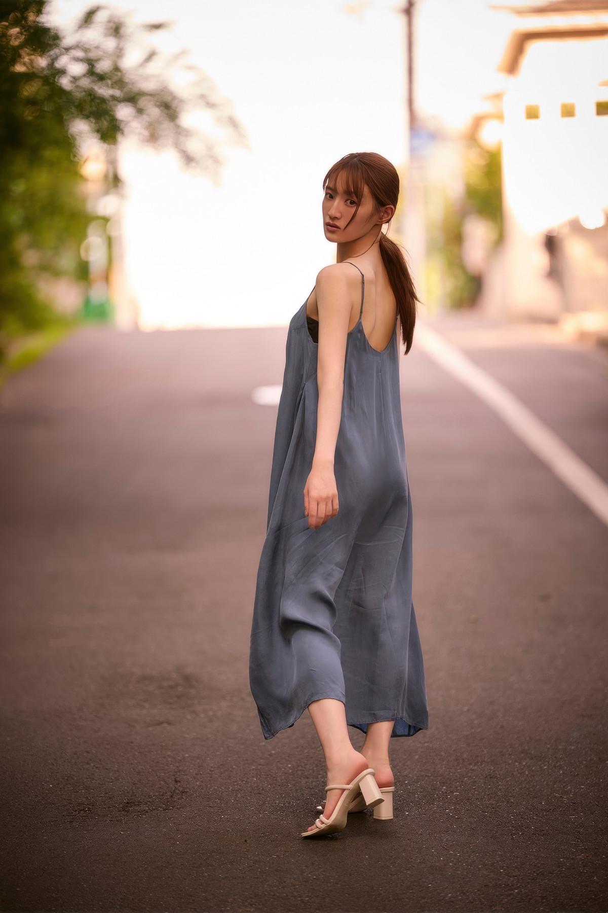Kana Nakada 中田花奈, FLASHデジタル写真集 「Bloom」 Set.01(6)
