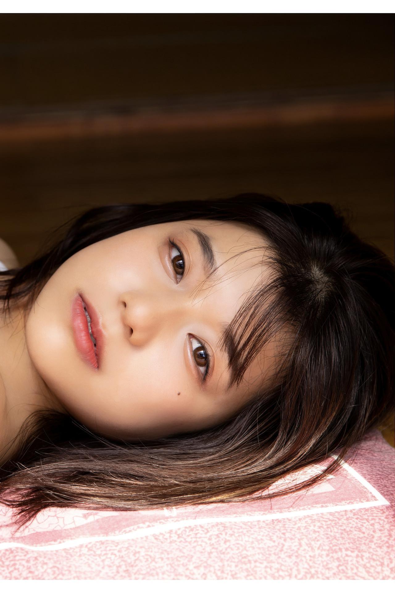 Niko Kawago 川越にこ, 週刊ポストデジタル写真集 「うぶな瞳に恋してる」 Set.01(14)