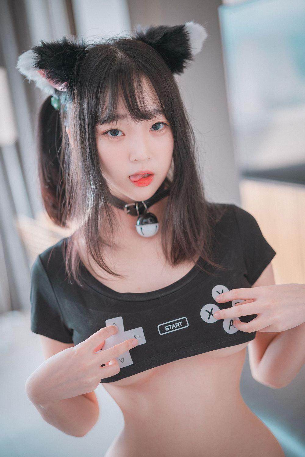 [福利女神cosplay] 巨乳少女姜仁卿 - Control Me 妩媚套图(32)