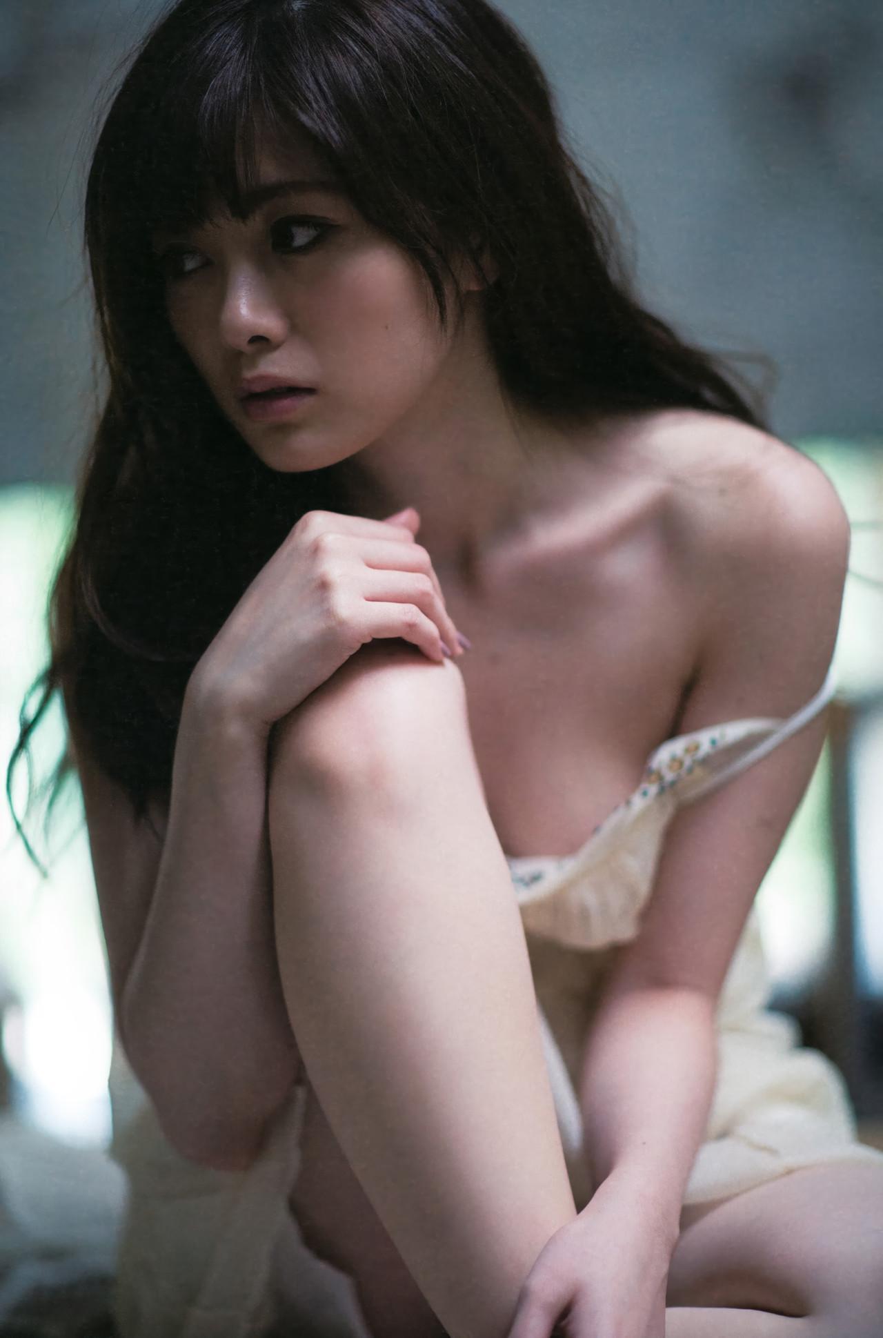 Mai Shiraishi 白石麻衣, ファースト写真集 「清純な大人」 Set.04(34)