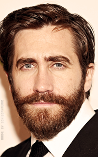 Jake Gyllenhaal - Page 2 BpCPkjo5_o