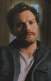 Jamie Dornan - Page 2 Hg77Y40a_o