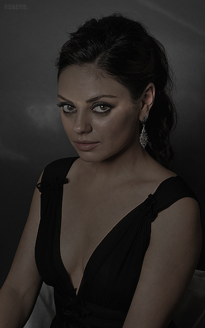 Mila Kunis PtMLNa6L_o