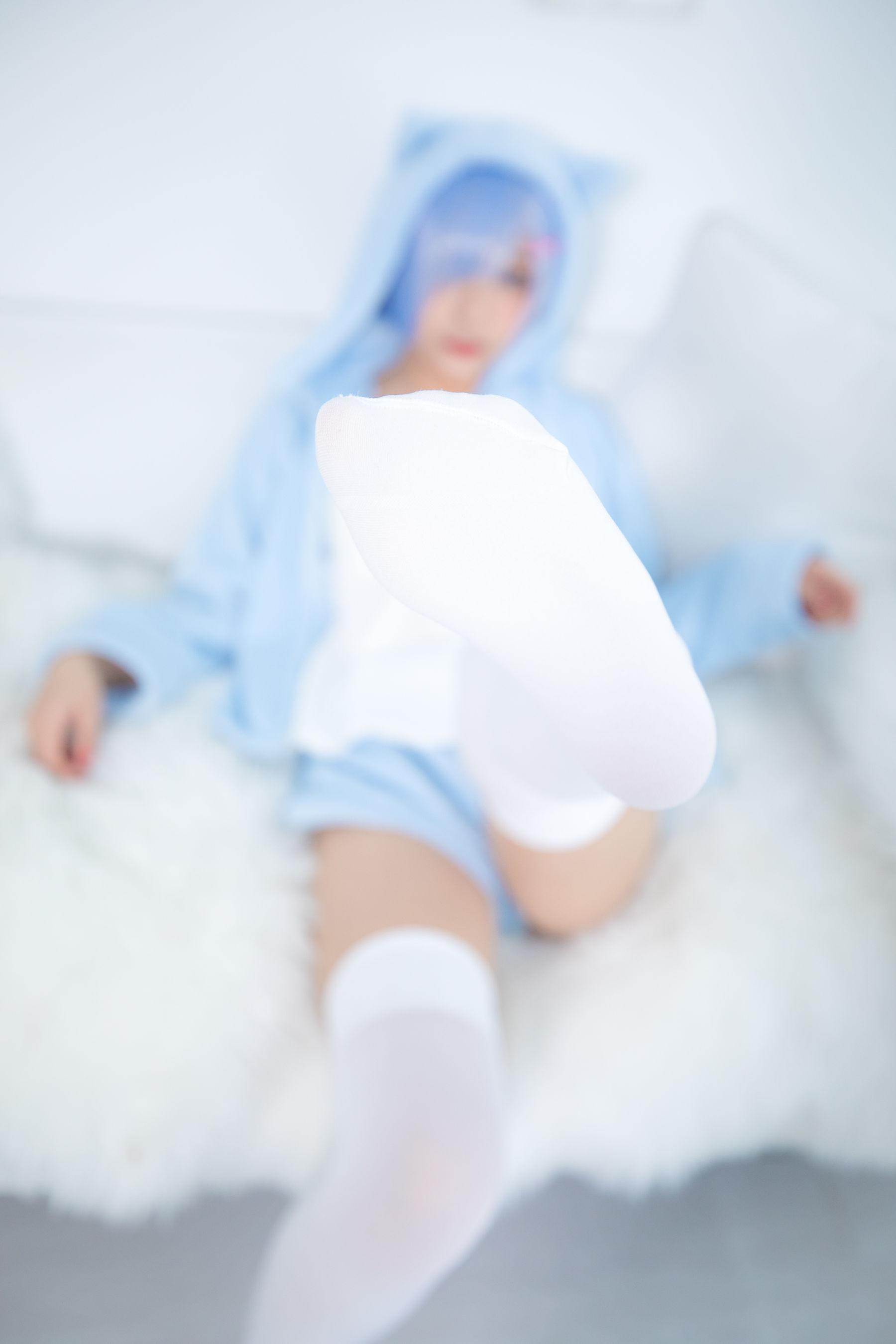 [网红Coser] 古川kagura 《蕾姆》 写真集(16)