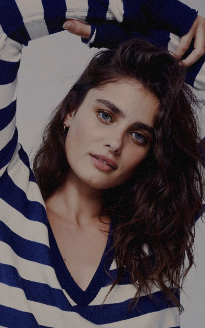 Taylor Marie Hill 7LOwjbJ2_o