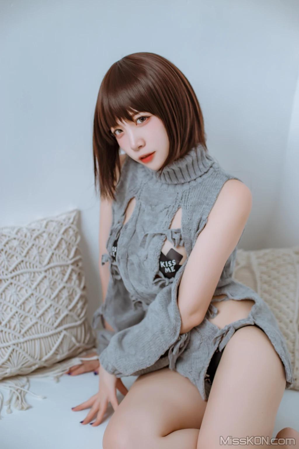 Coser@二佐Nisa: 私房洞洞毛衣 (66 photos )(12)