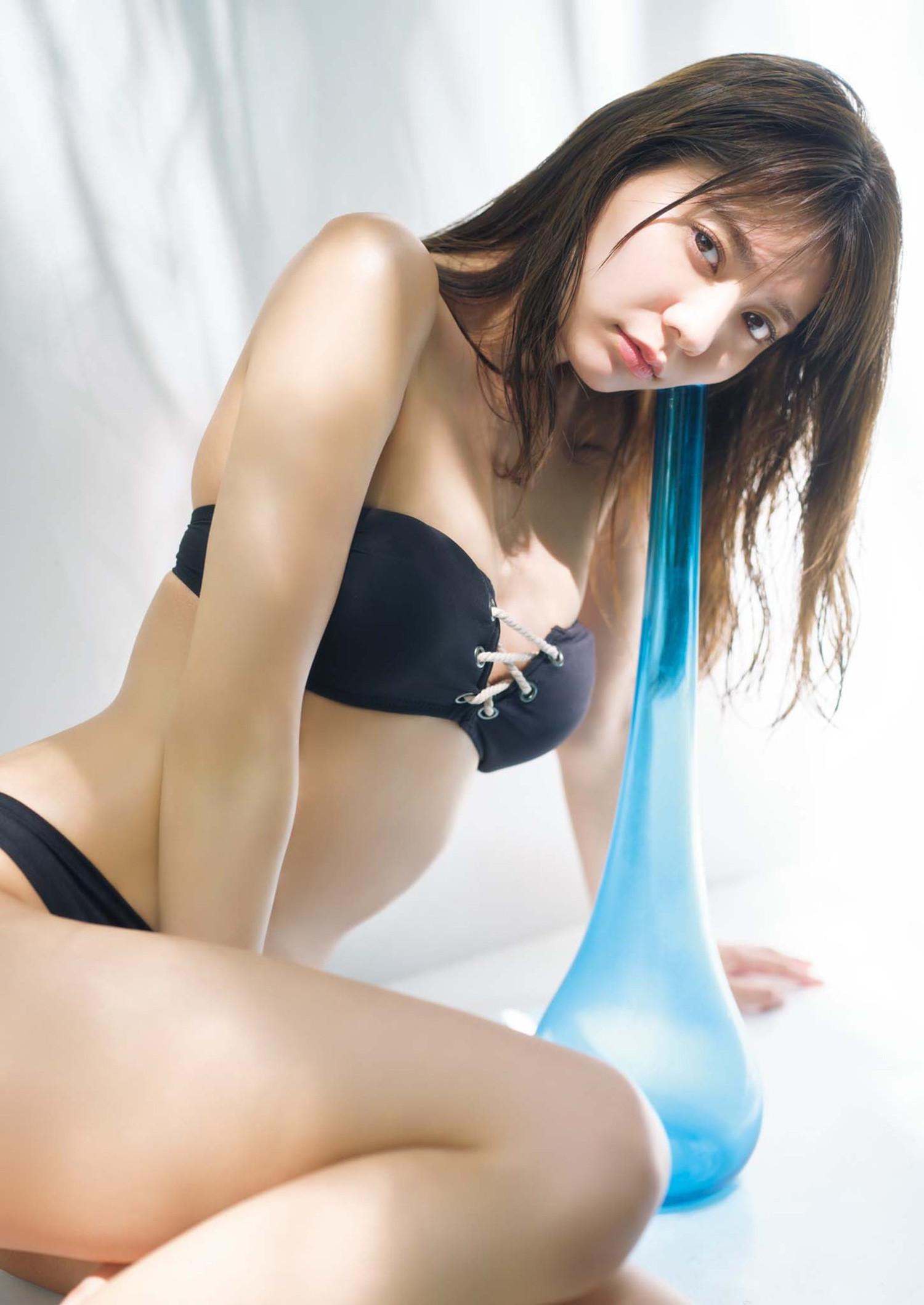 Asuka Kawazu 川津明日香, Big Comic Spirits 2024 No.35 (ビッグコミックスピリッツ 2024年35号)(13)