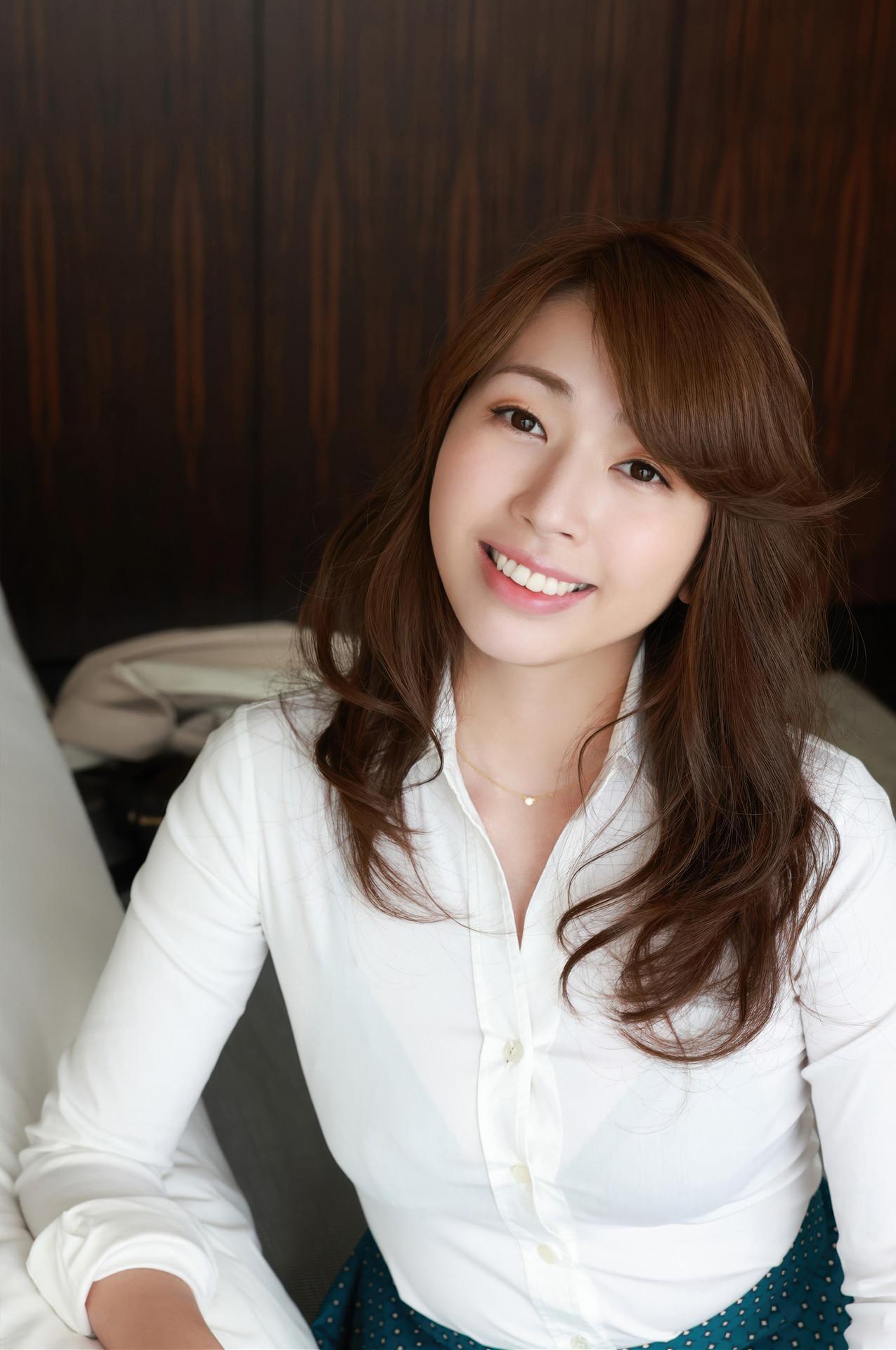 Kayo Sugimoto 杉本佳代, 週刊現代デジタル写真集 『衝撃の完全ヌード』 Set.01(5)