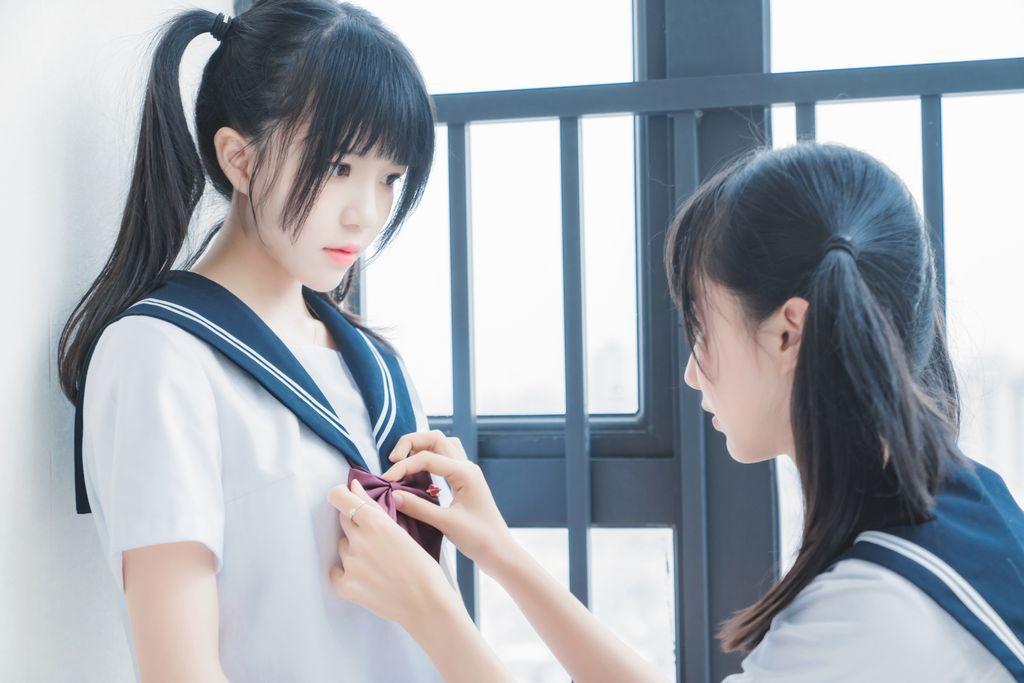 Coser @ 桜 桃 喵 Vol.047: 制服 双子 (38 photos)(30)