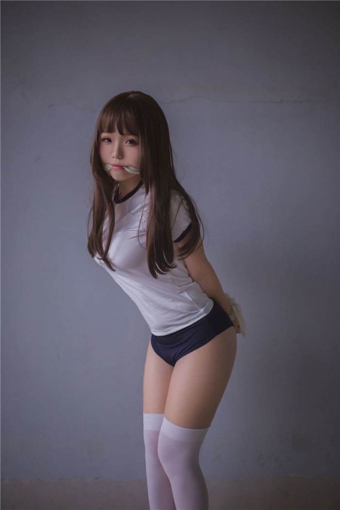 性感人气COSER Yoko宅夏Cos 白丝捆绑(6)