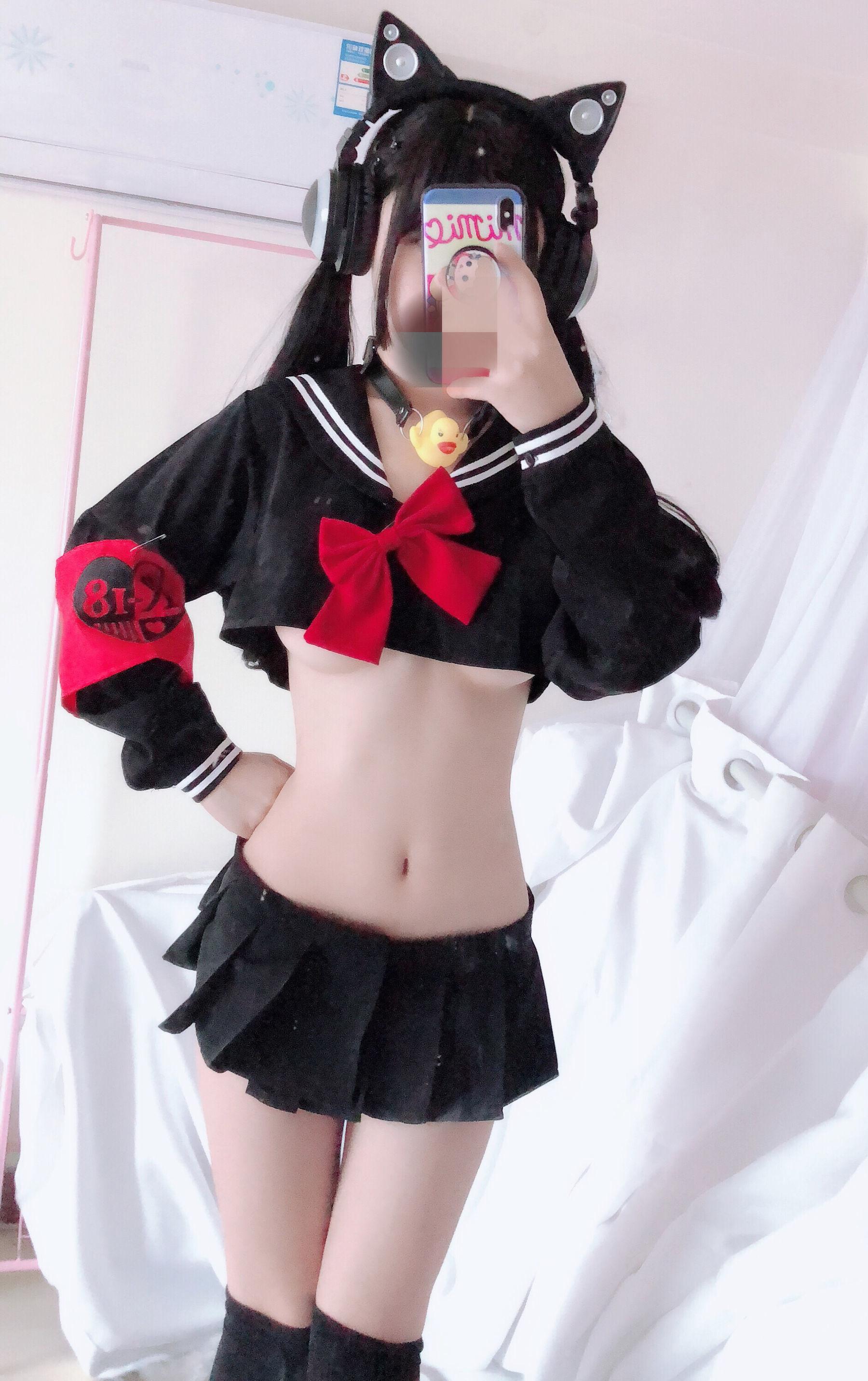 [网红COSER] 桜井宁宁 – 半乳制服 写真集(19)