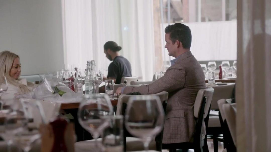 Darcey and Stacey S01E01 Everything Is About to Change 720p WEB-DL AAC2 0 x264-BTN Darcey and Stacey S01E01 Everything Is About to Change 720p WEB-DL AAC2 0 x264-BTN