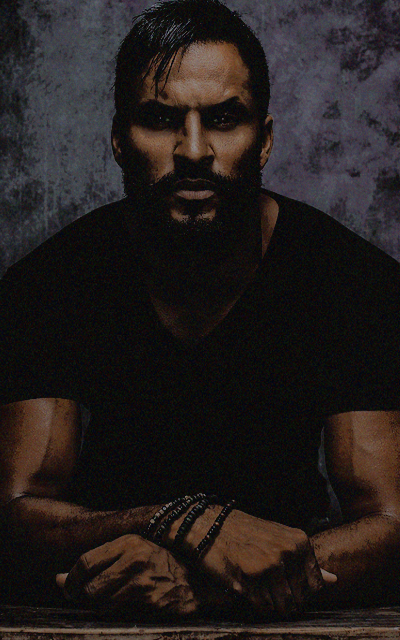 Ricky Whittle  PCiWOzs7_o