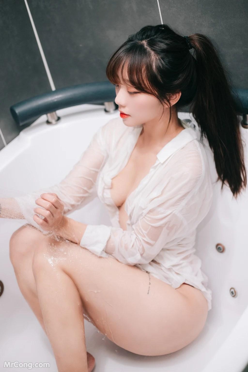 Koby: Vol.3 Photobook (74 photos)(2)