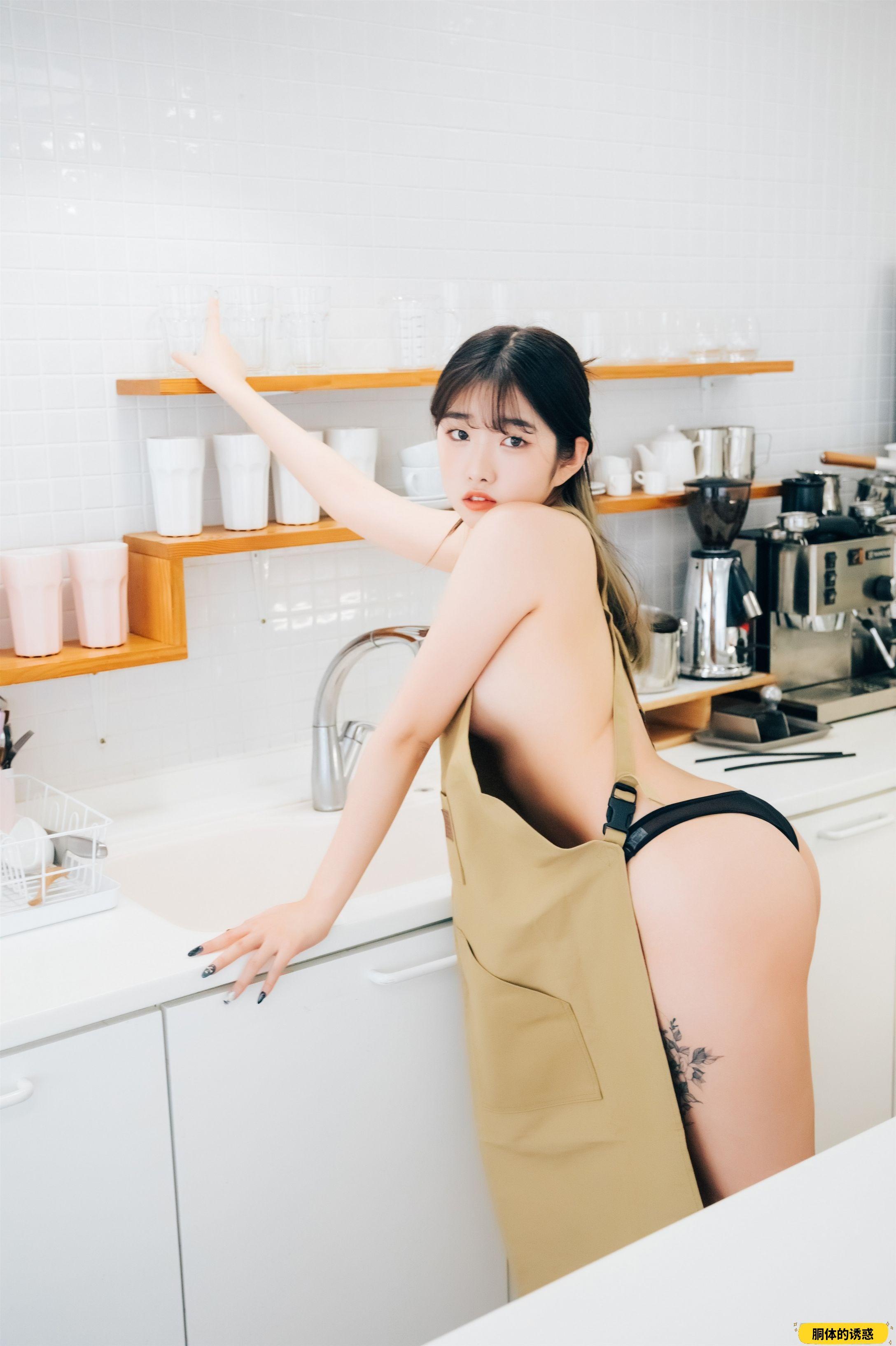 [Loozy] Sonson (손손) - Nude Apron