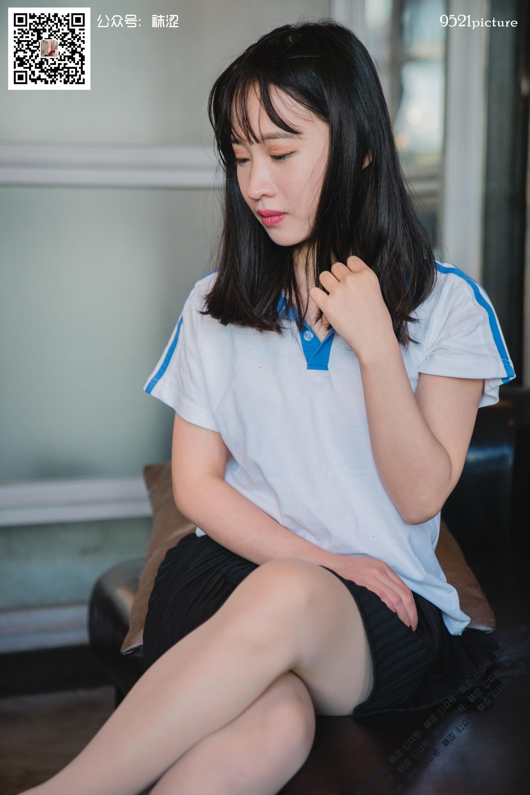 [袜涩] VOL.030 Amanda – 学生制服(29)