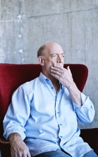 J.K. Simmons Mc9kEvye_o