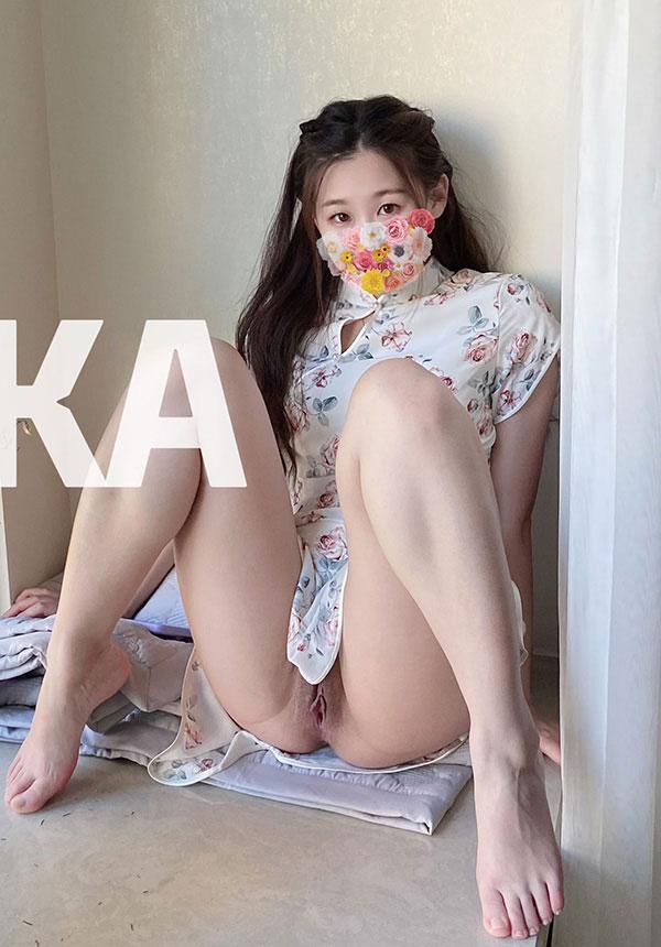 美臀妹子PIKA蜜桃臀门户大开私拍福利视图2(22)