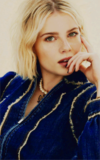 Lucy Boynton A7caCRp3_o