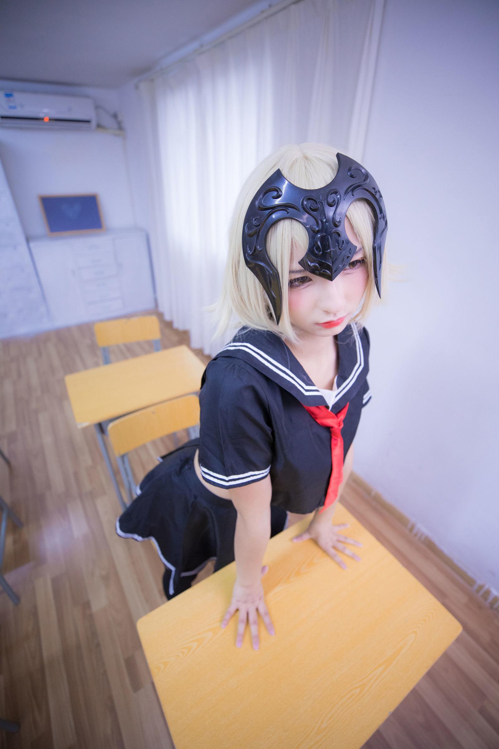 神楽坂真冬《放课后》 [萝莉COSPLAY] 写真集(116)