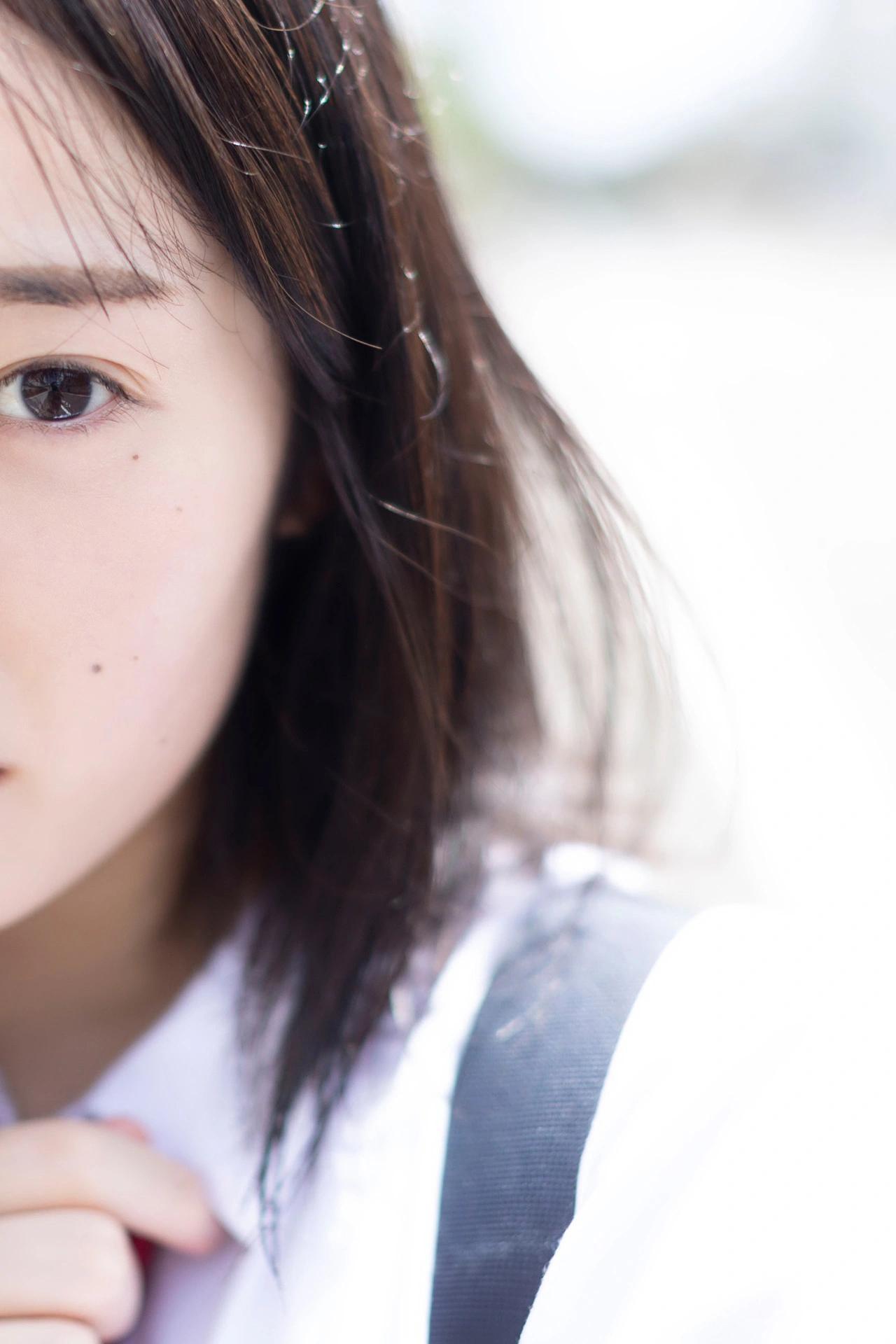 Miu Shirahama 白濱美兎, FLASHデジタル写真集 「ちょっぴりオトナ」 Set.01(5)
