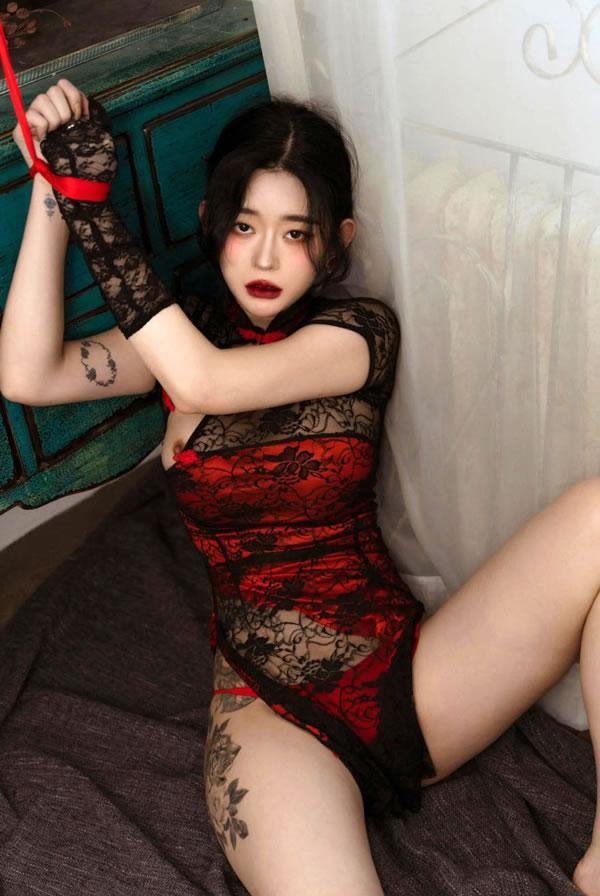 复古蕾丝旗袍美女EXC诱惑惊艳人体写真(6)