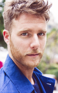 Jake McDorman - Page 2 BEgFjv4g_o