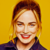 Caity Lotz Bgn2G7Od_o