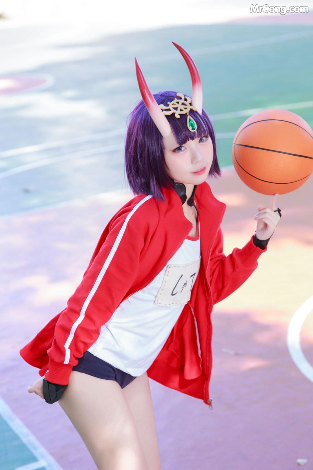 Coser@G44不会受伤 Vol.029: 酒吞体操服 (18 photos)