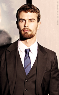 Theo James KrW8fQyj_o