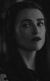 Katie McGrath AMvYYfDB_o