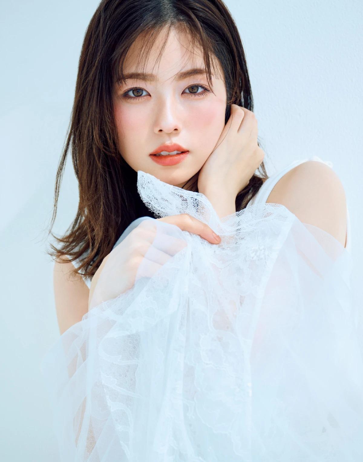 Erika Mori 森絵梨佳, MAQUIA マキア Magazine 2022.07(11)