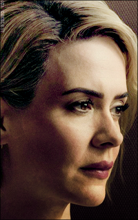 Sarah Paulson RfivSfxP_o