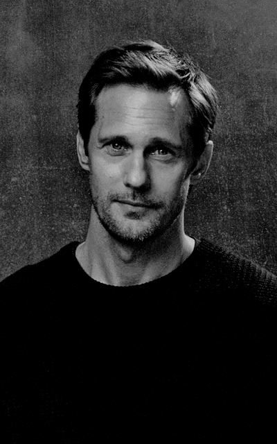 Alexander Skarsgard  - Page 2 HvTEvMwo_o