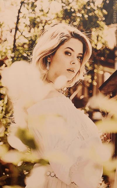 Sasha Pieterse DRByqoSn_o