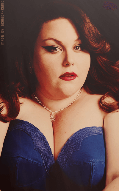 Chrissy Metz FHUX8fRv_o