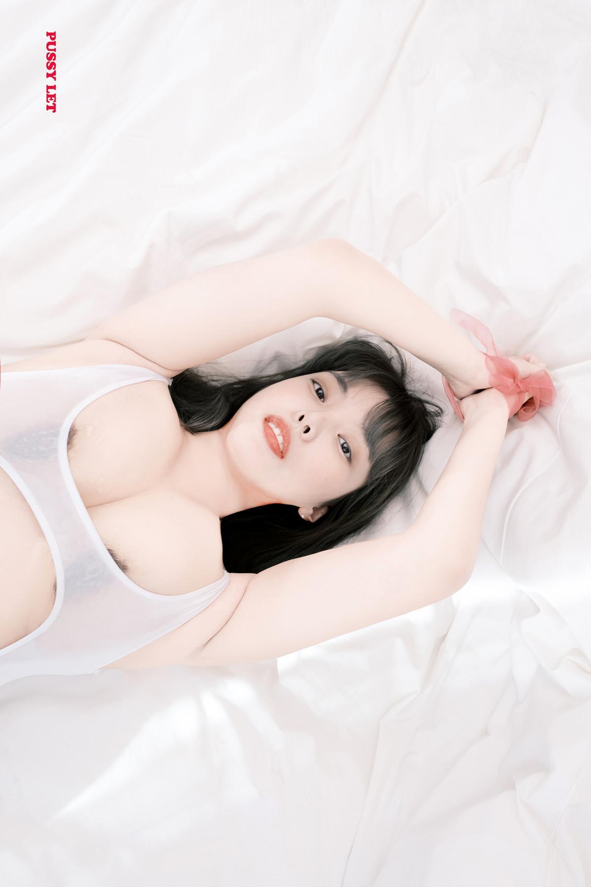 Min-Ah 민아, PUSSYLET Vol.18 Photobook Set.01(29)