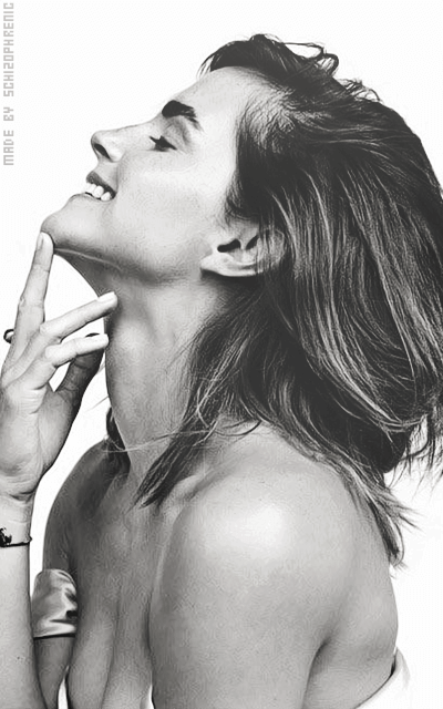 Emma Watson - Page 16 IpfWcQBy_o