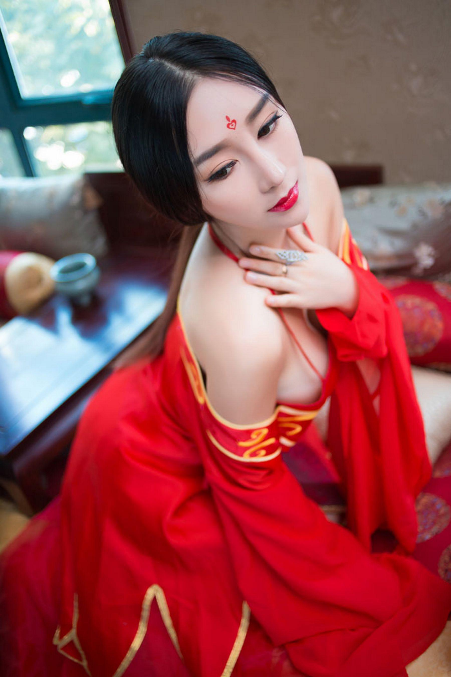 邹晶晶《花千骨 ▪ 魔化》COS [秀人网XiuRen] No.382 写真集(43)