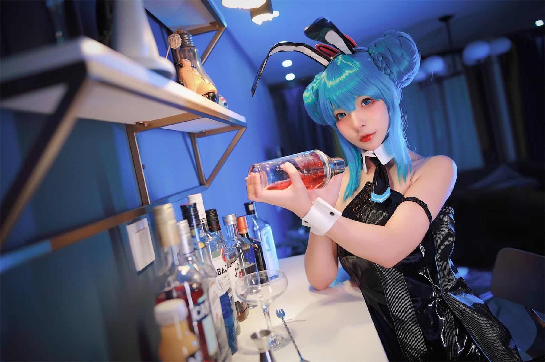 Cosplay Yuuhui玉汇 初音黑兔(9)