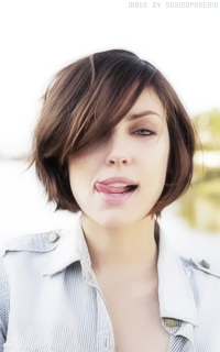 Jessica Stroup 98rsjGZo_o