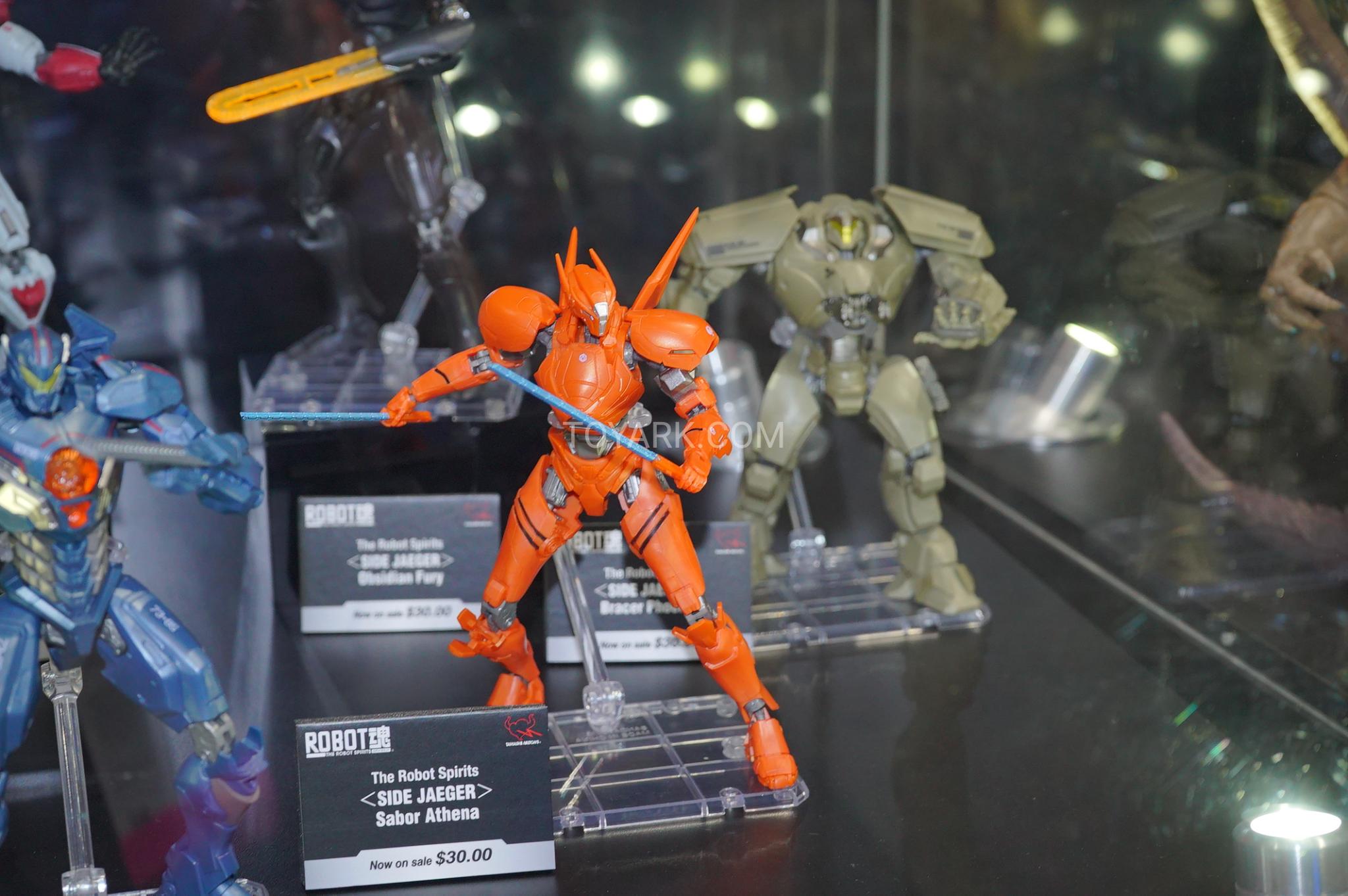 Pacific Rim : Uprising - Robot Spirits - Side Jaeger - Gipsy Avenger (Bandai) - Page 4 UHO2qhfb_o