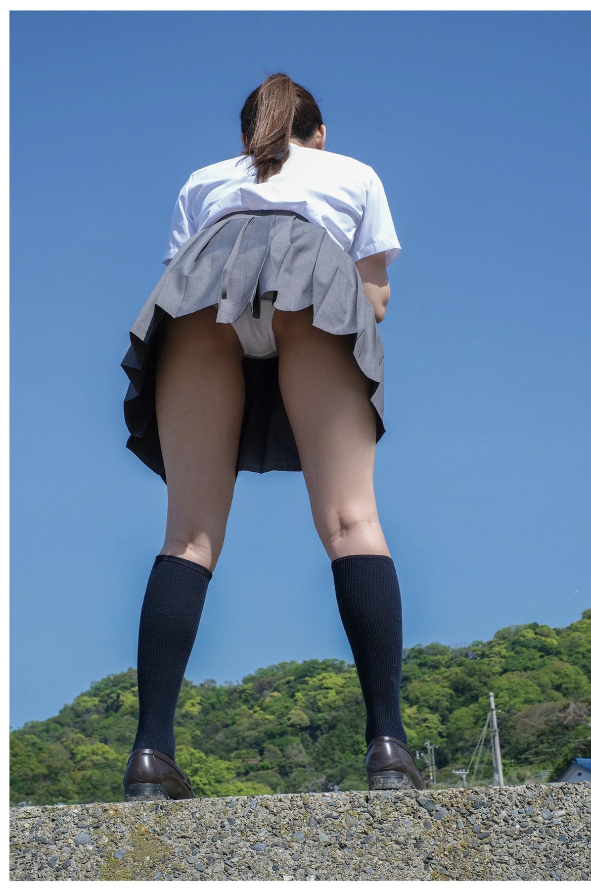 Narumi Hirose 広瀬なるみ, ヌード写真集 『風に包まれて』 Set.06(24)