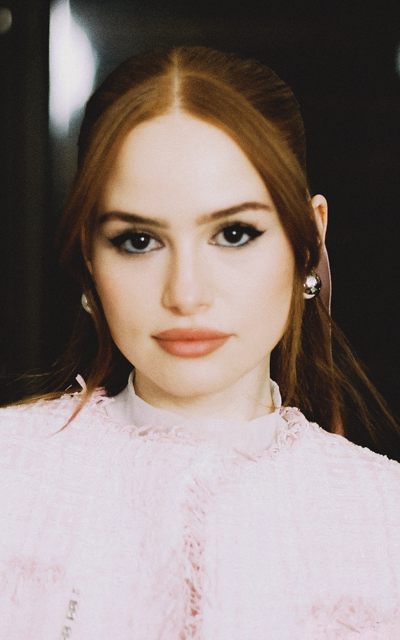 Madelaine Petsch QAor4OZN_o