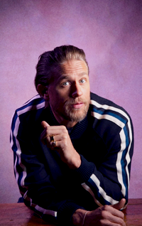 Charlie Hunnam JDq0jgyd_o