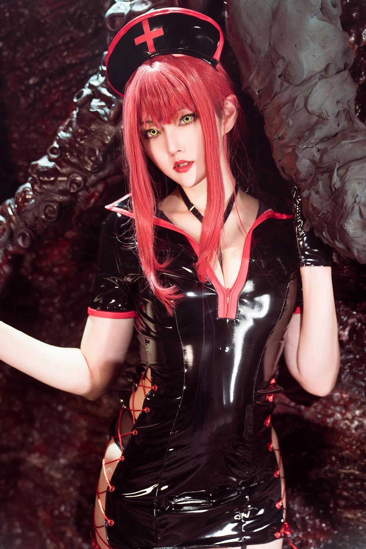 Cosplay Natsuko夏夏子 – 玛奇玛护士(14)