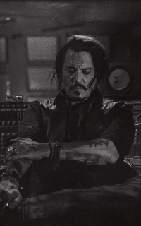 Johnny Depp 5mEWlstI_o