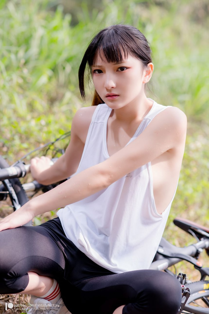 FantasyFactory Xiaoding Ding-Bicycle Riding 13