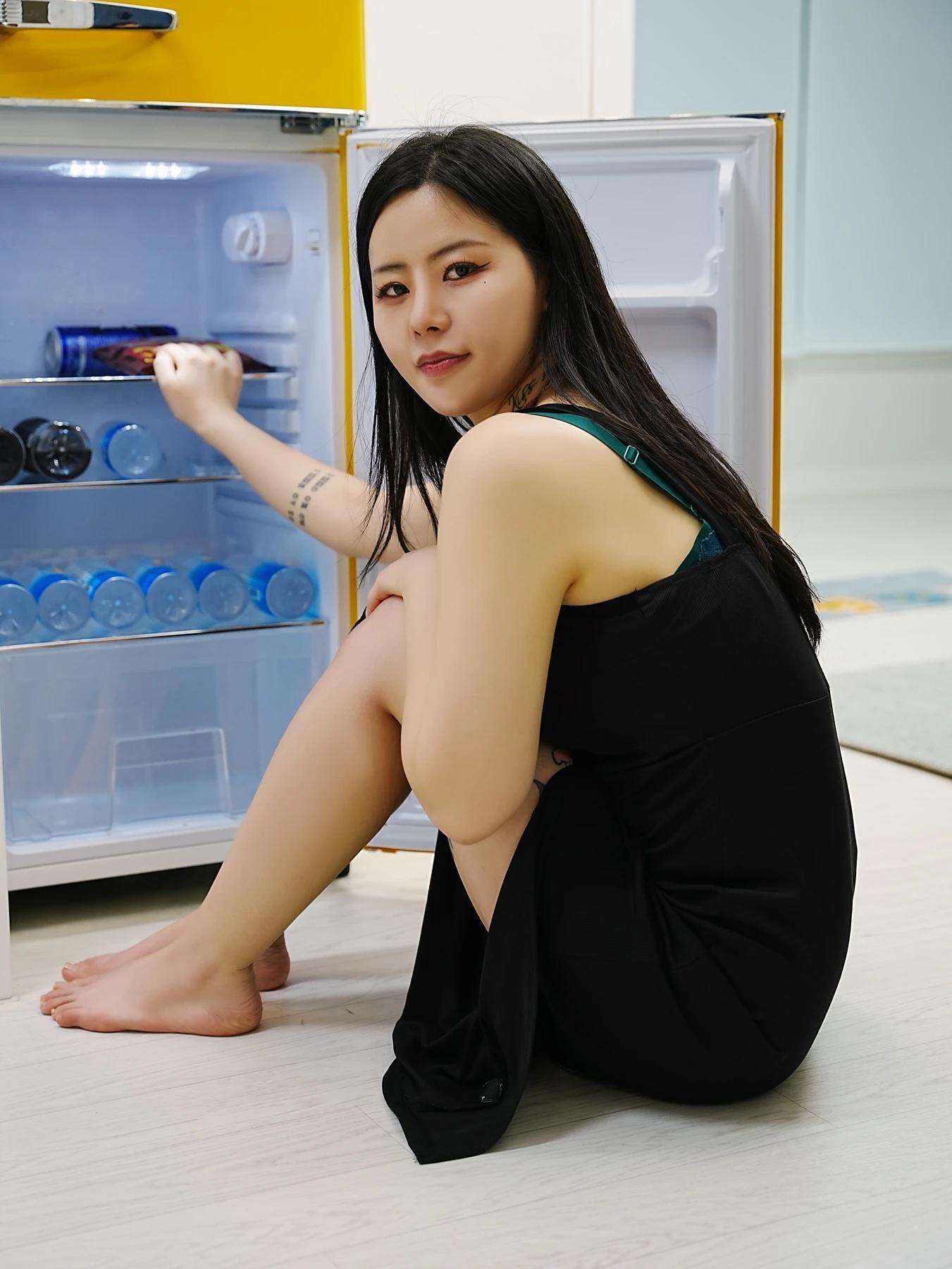 Choi Ri 최리, Photobook Vol.02 「Missy Look」 Set.01(22)