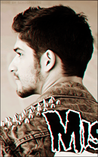 Tyler Posey BwYtd62P_o